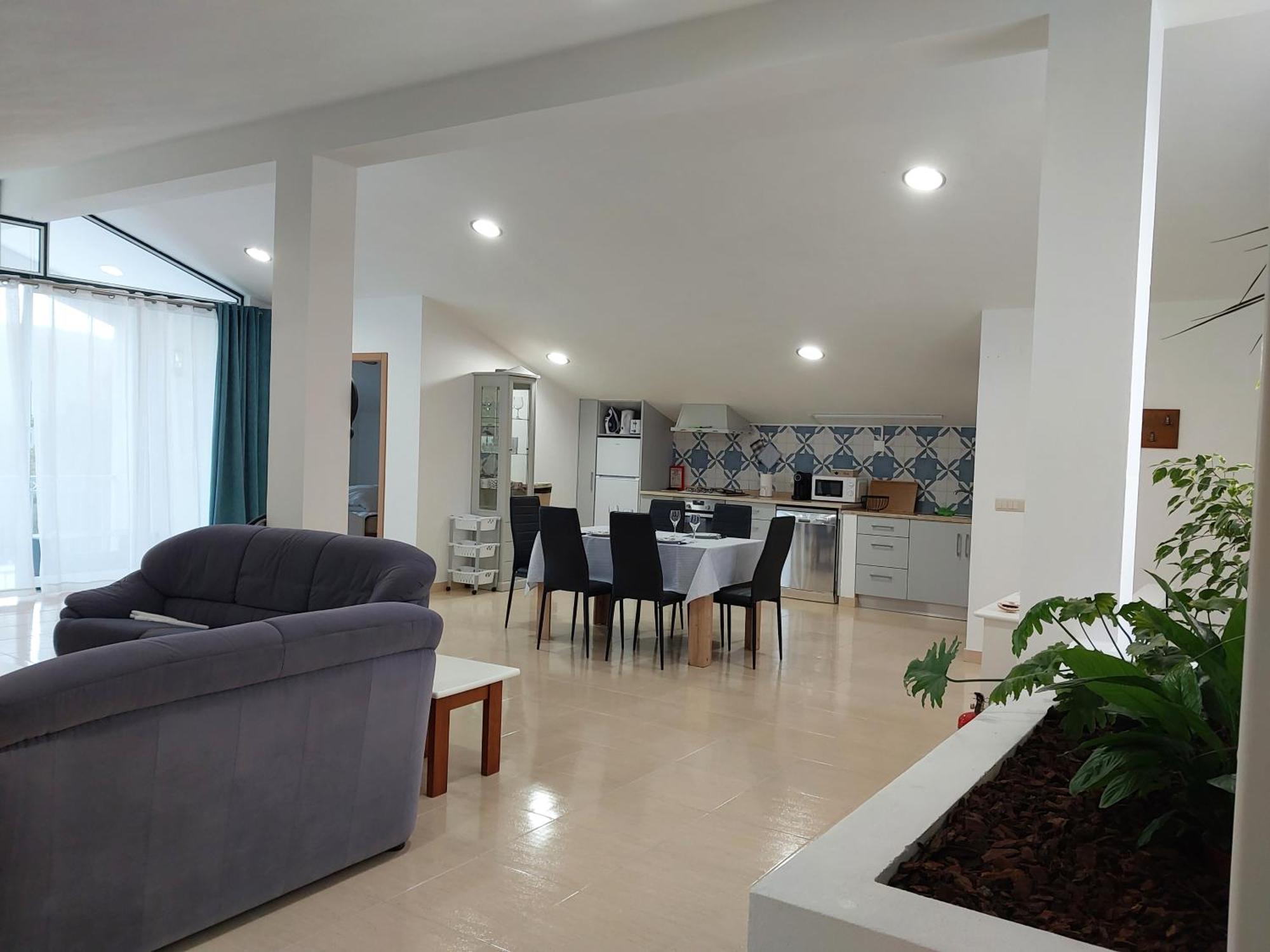 Casa Serra A Vista Al/140571 Pedreiras (Leiria)